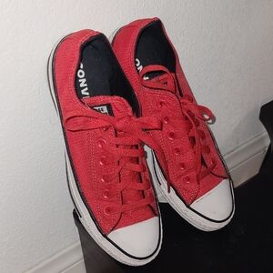 Red Low top CONVERSE ALL STAR Sneakers Womens Size 5